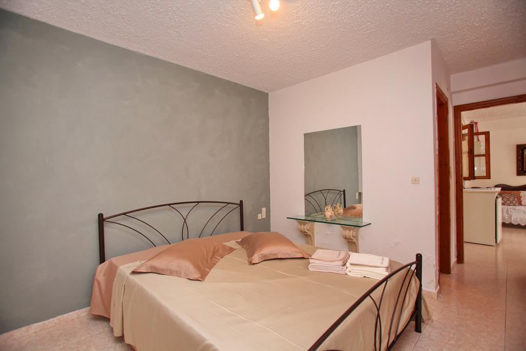 Marlitsis Apartments & Studios Città di Skopelos Esterno foto