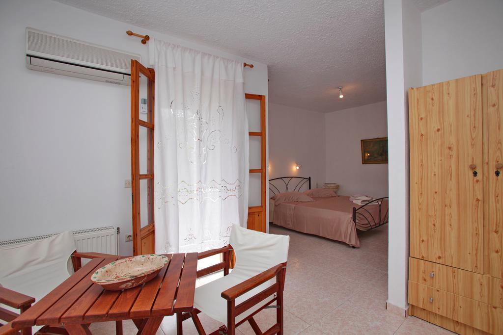 Marlitsis Apartments & Studios Città di Skopelos Esterno foto
