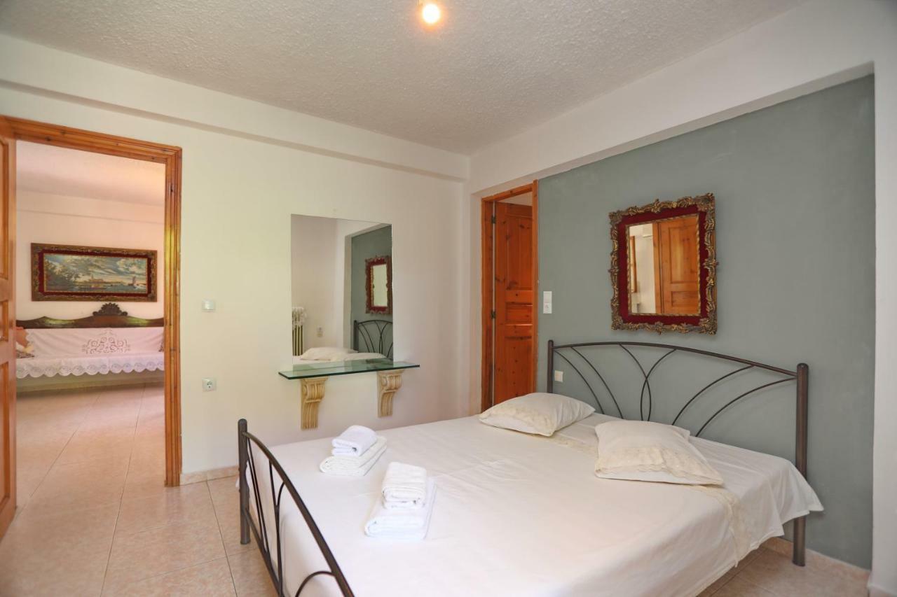 Marlitsis Apartments & Studios Città di Skopelos Esterno foto