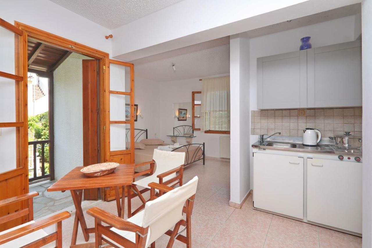 Marlitsis Apartments & Studios Città di Skopelos Esterno foto